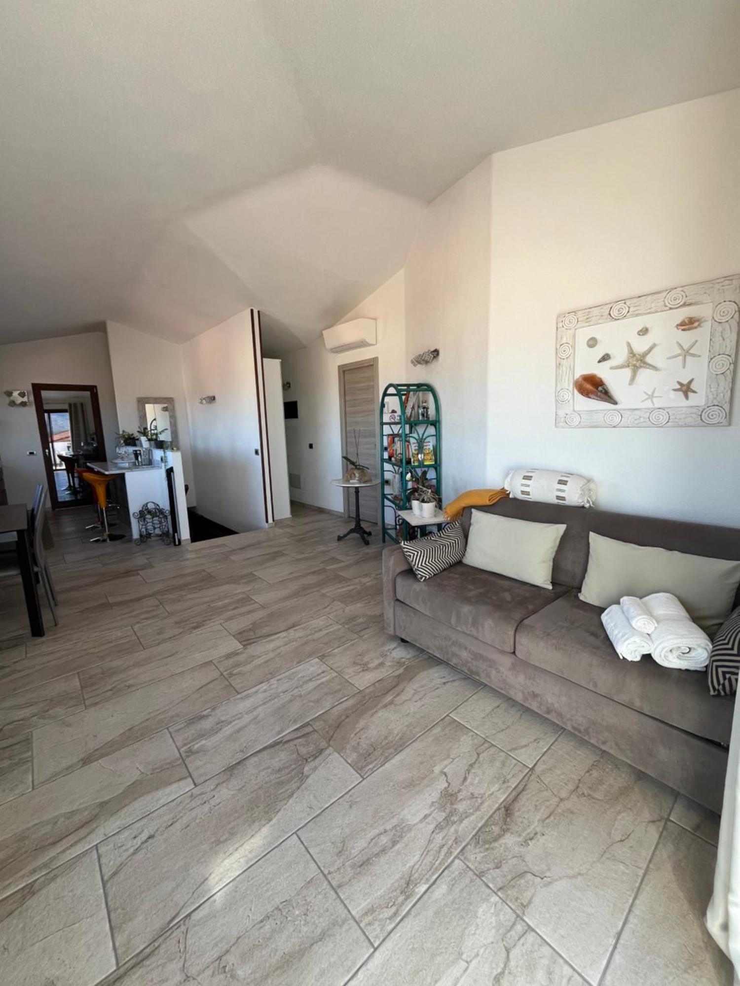 B&B Florian San Teodoro  Eksteriør billede